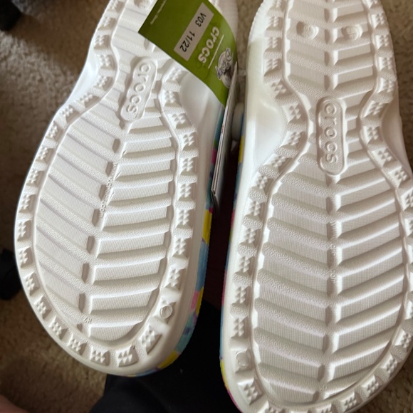 Crocs Pixar/Disney w10 - Picture 2 of 2